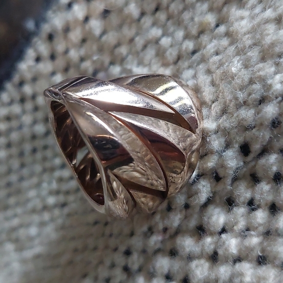 Roberto Coin Ring - Picture 6 of 9